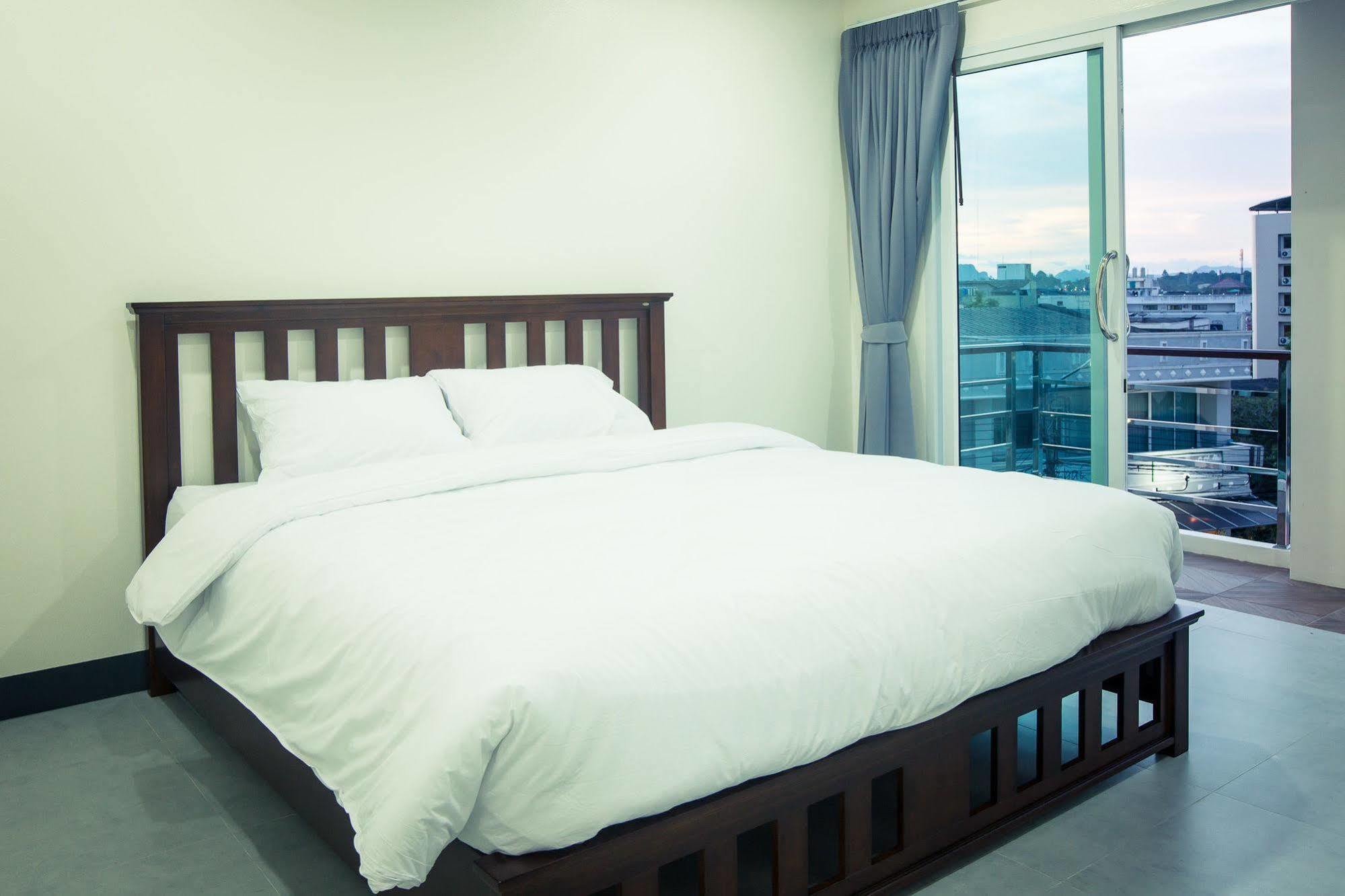 The 9Th House Hotell Krabi town Eksteriør bilde