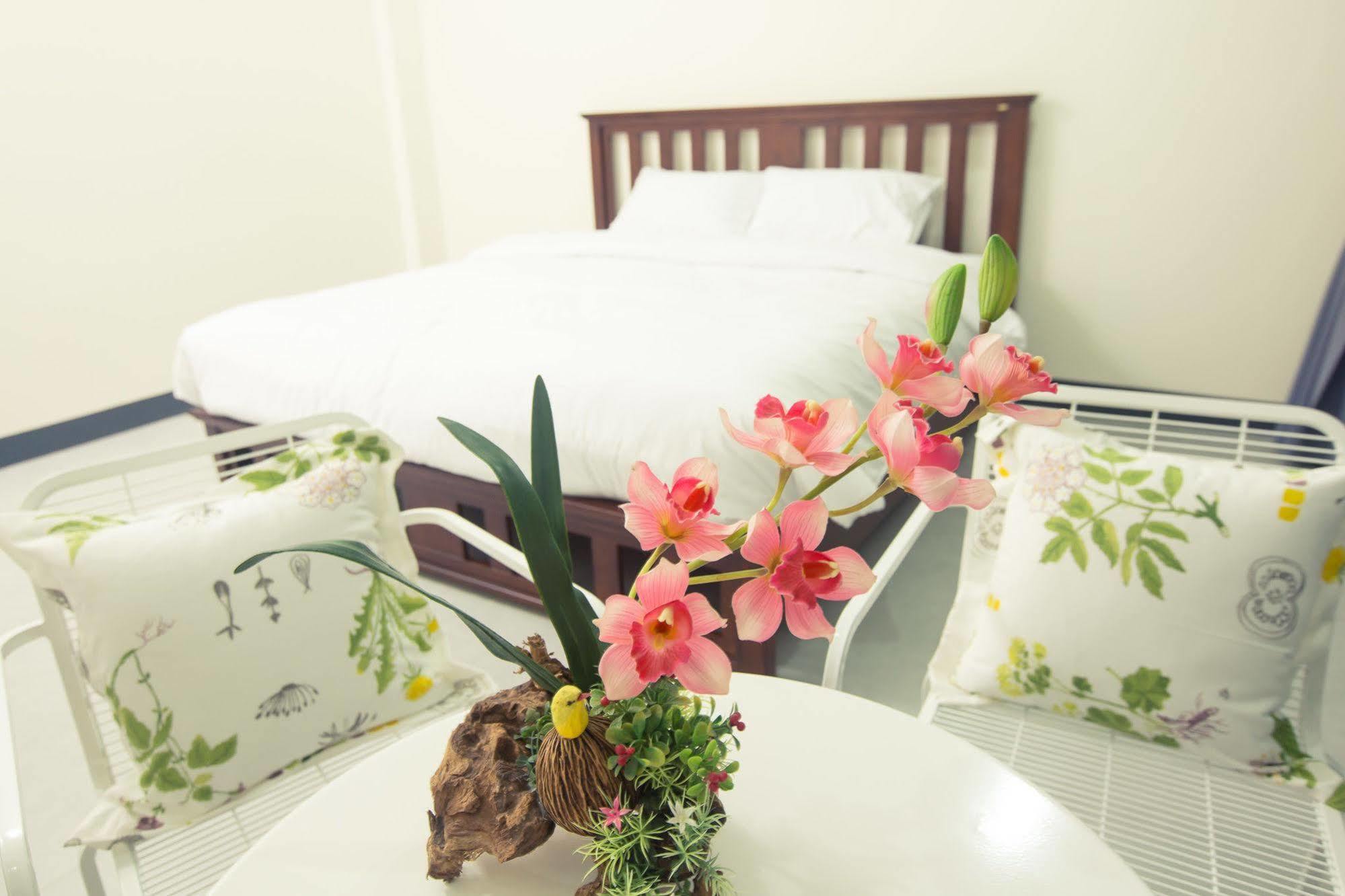 The 9Th House Hotell Krabi town Eksteriør bilde